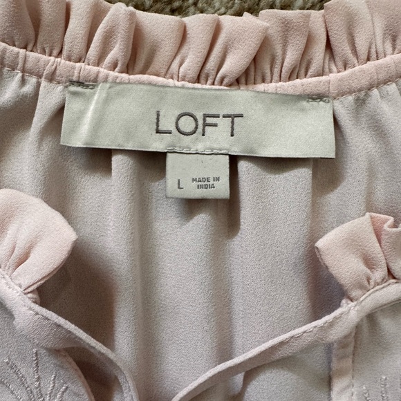Ann Taylor Loft Tie Neck Blouse in Blush Ballet Pink Women's Size L - Picture 11 of 12